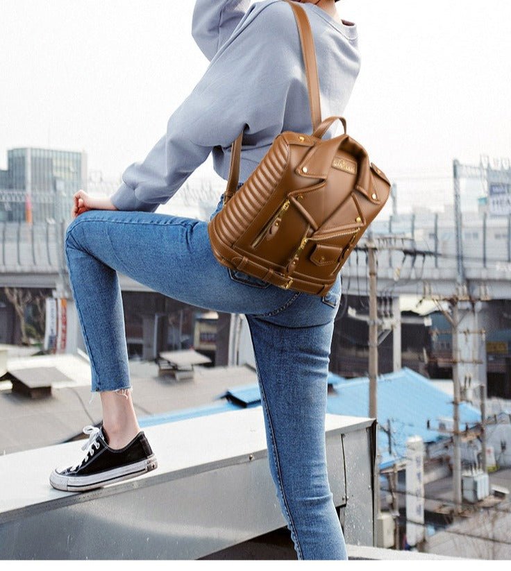 Premium Leather Backpack: Stylish and Functional - Image 17